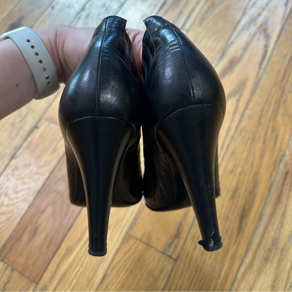 Chanel P NY Black Leather Ankle Booties Size 38 - Picture 8 of 10